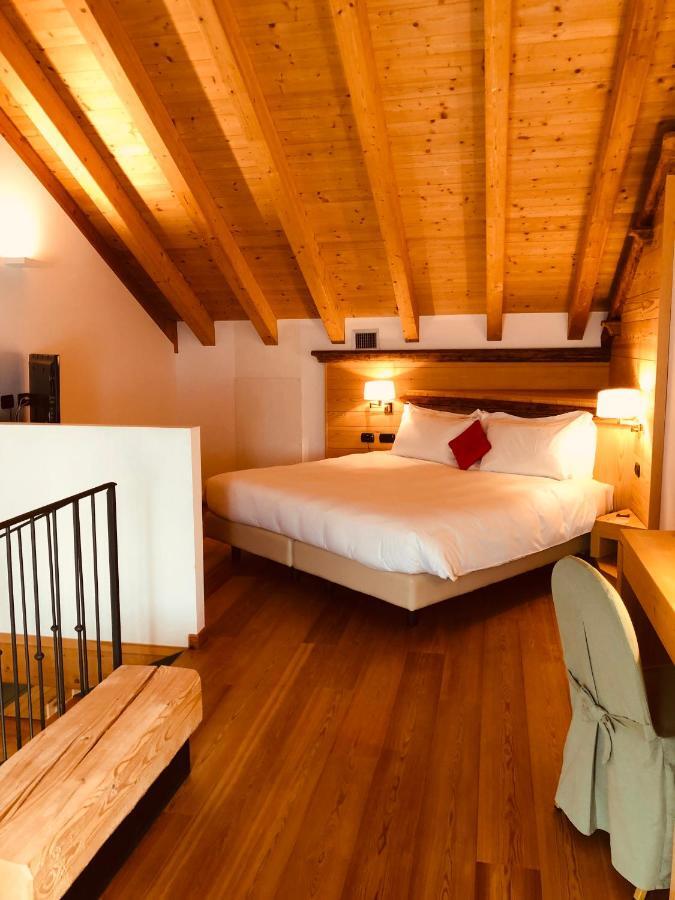 Hotel Alla Posta Saint-Vincent Exteriör bild